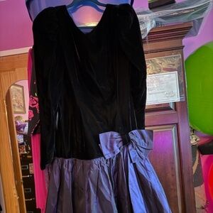 Vintage Black Velvet Bodice & Purple Iridescent Taffeta Gown, Sz 12, Formal Gala